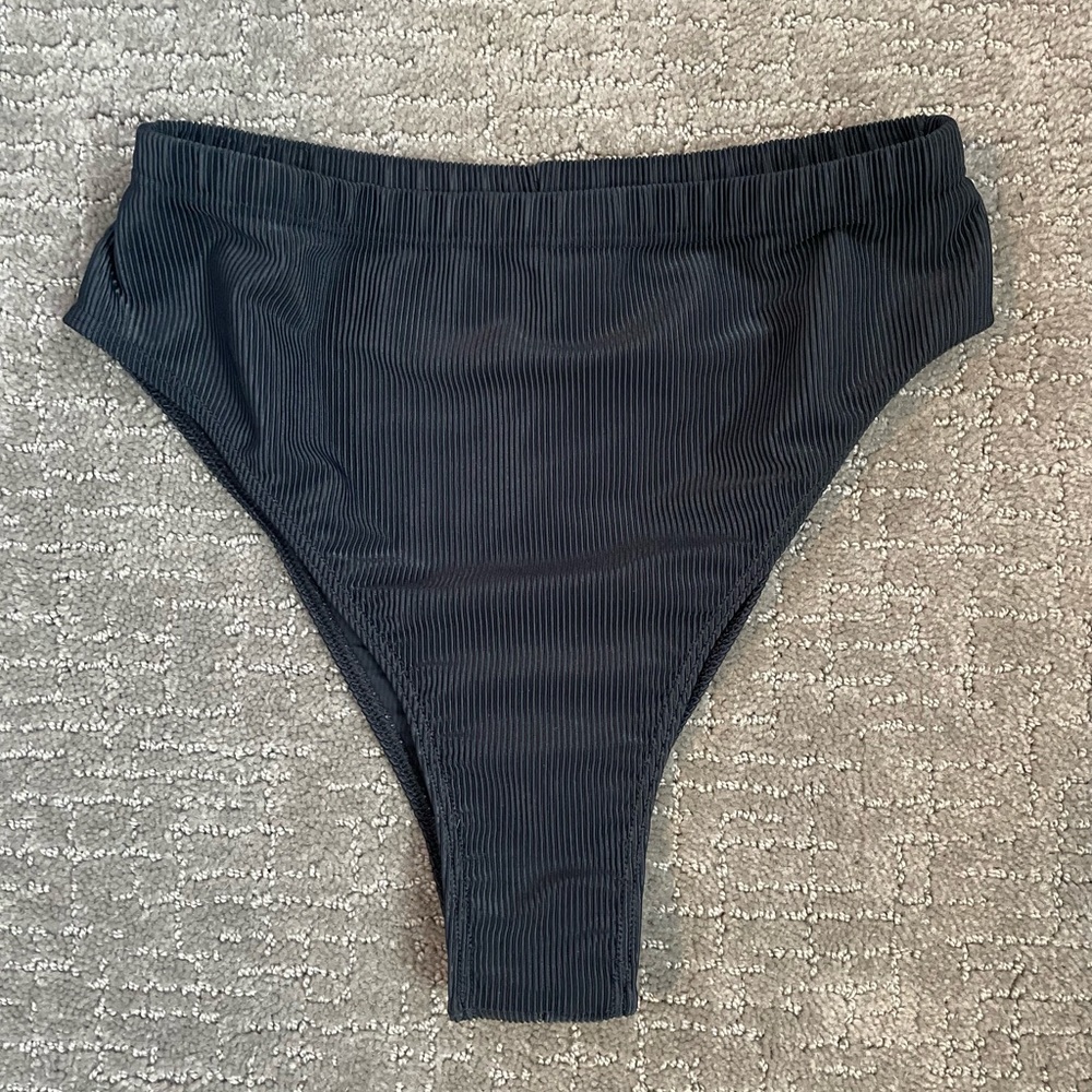 M black high waisted bikini /rave bottoms
